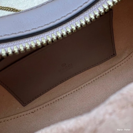 Hyper Peter GUCCI GG half-moon-shaped bag mini Marmont 0820
